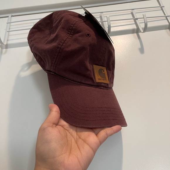 Womens Carhartt cap - Picture 2 of 2
